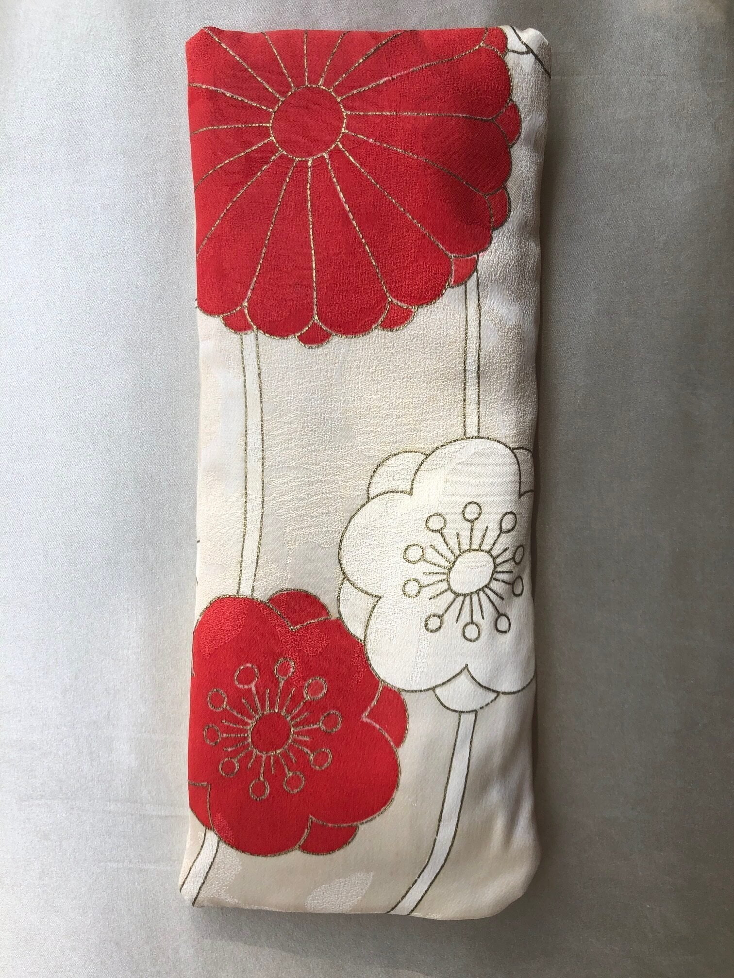The Eye Pillow - White Geisha - Image 2